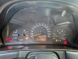 Mercedes E 220-12