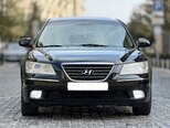 Hyundai Sonata-4