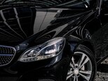 Mercedes E 220 4MATIC-10