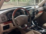 Toyota Land Cruiser Prado-6