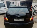 Kia Rio-5