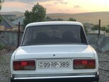 LADA (VAZ) 2107-2