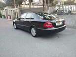 Mercedes E 200-5