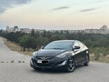 Hyundai Elantra-4