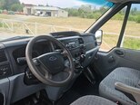 Ford Transit-12