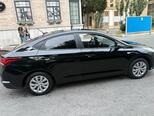 Hyundai Accent-3