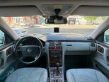 Mercedes E 240-6