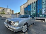 Mercedes E 240-2