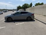Hyundai Elantra-9