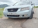 Hyundai Sonata-2