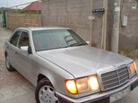 Mercedes 250 D-2