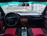 Mercedes 250 D-11