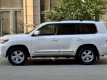 Toyota Land Cruiser-9