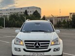 Mercedes GL 550 4MATIC-2