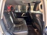 Toyota Land Cruiser-15