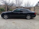 Mercedes E 240-5
