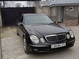Mercedes E 240-1