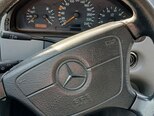 Mercedes E 200-3