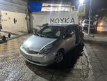 Toyota Prius-4