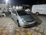Toyota Prius-5