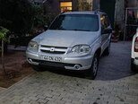 Chevrolet Niva-1