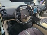 Toyota Prius-12