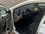 Hyundai Elantra-8