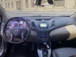 Hyundai Elantra-7