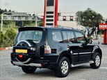 Mitsubishi Pajero-5