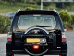 Mitsubishi Pajero-4