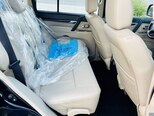 Mitsubishi Pajero-10