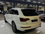 Audi Q7-2
