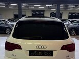 Audi Q7-7