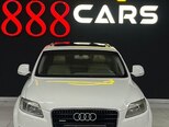 Audi Q7-8