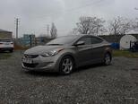 Hyundai Elantra-9