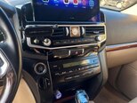 Toyota Land Cruiser-7