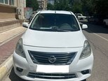 Nissan Sunny-1