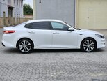 Kia K5-4