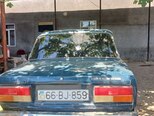 LADA (VAZ) 2107-2