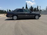 Mercedes 190-12