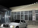 Mercedes 190-1