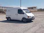Ford Transit-4