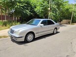 Mercedes E 240-2
