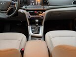 Hyundai Elantra-9