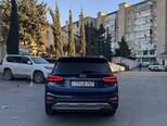 Hyundai Santa Fe-17
