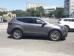 Hyundai Santa Fe-5
