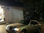 Mercedes C 220-2