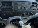 Ford Transit-20