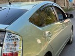Toyota Prius-13