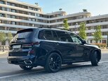 BMW X7-4